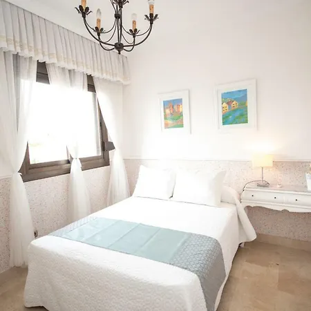 Willa Cubo's Palacio Valdes Torremolinos