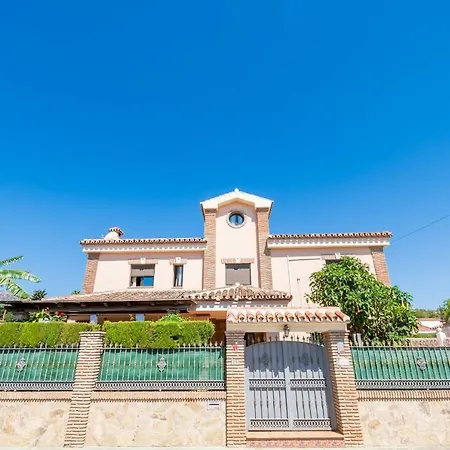 Cubo's Palacio Valdes Willa